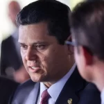 Alcolumbre reclama de pressão por 6x1 e diz que proposta não pode servir para eleição