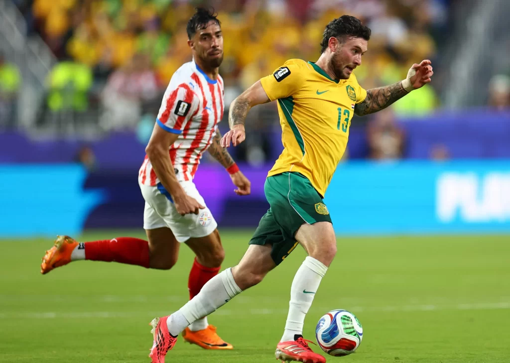 Austrália empata com Paraguai e fica com 2º lugar do Grupo D