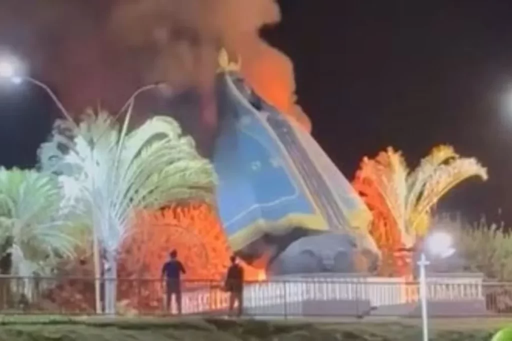 GO: incêndio que destruiu imagem de Nossa Senhora pode ser vandalismo