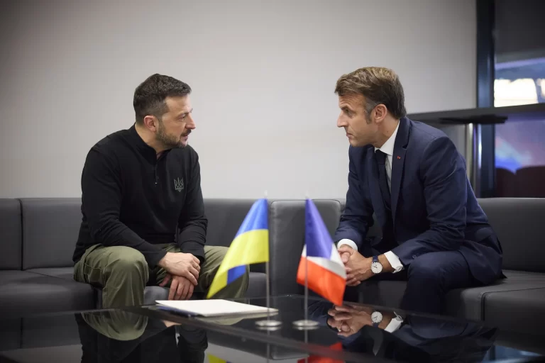 Zelensky liga para Macron depois de reunião com Trump