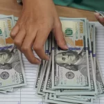 Dólar hoje ronda estabilidade no Brasil com Oriente Médio no foco