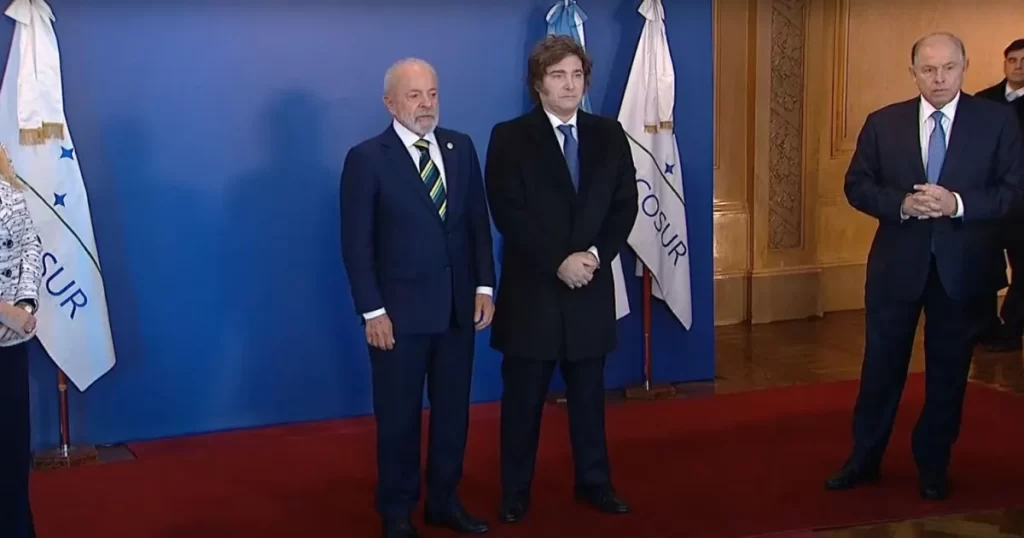 Planalto vê Milei submisso a Trump em ataques a Lula | CNN Brasil