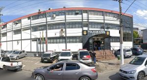 Professor de religião é acusado de tocar partes íntimas de aluna de 13 anos dentro de sala de aula em SP | G1