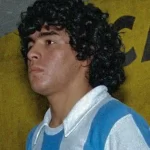 Bola do gol "La mano de Dios" de Maradona é leiloada por US$ 3,35 mi