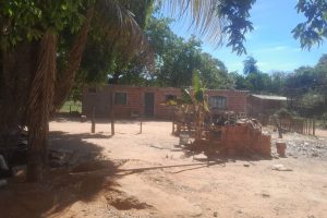 Suspeito de feminicídio é encontrado com filha de 4 anos em mata | G1