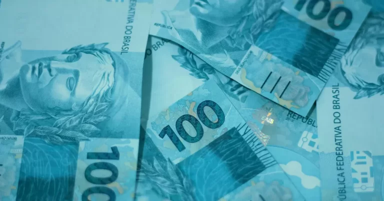 Entenda os juros que pesam na dívida pública do Governo Federal | CNN Brasil