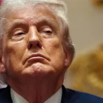 Banco diz que fechou 300 contas do grupo Trump após revisão antilavagem