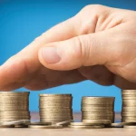 Taxas de DIs longas caem com cenário eleitoral no radar antes do Copom