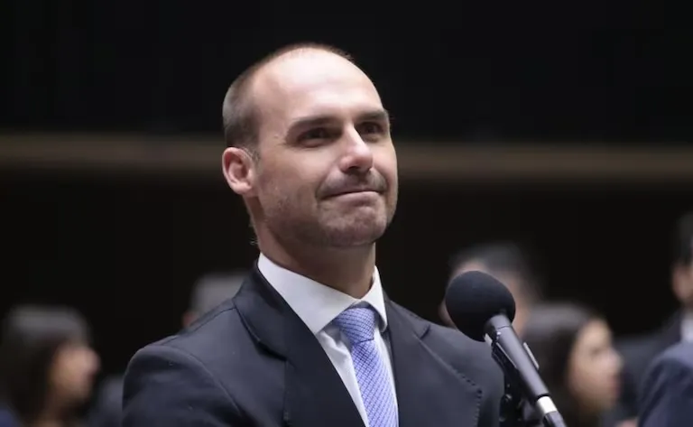 Eduardo Bolsonaro diz que irá a Washington discutir Lei Magnitsky contra Moraes