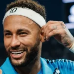 Neymar responde provocação de torcedor do Atlético-MG após queda do Santos | CNN Brasil