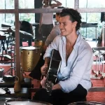 Shawn Mendes surge em estúdio no Brasil e fãs especulam possível lançamento | CNN Brasil