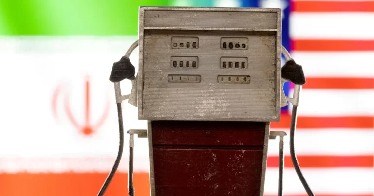 Governo do Irã aumentará preço da gasolina para grandes usuários | CNN Brasil