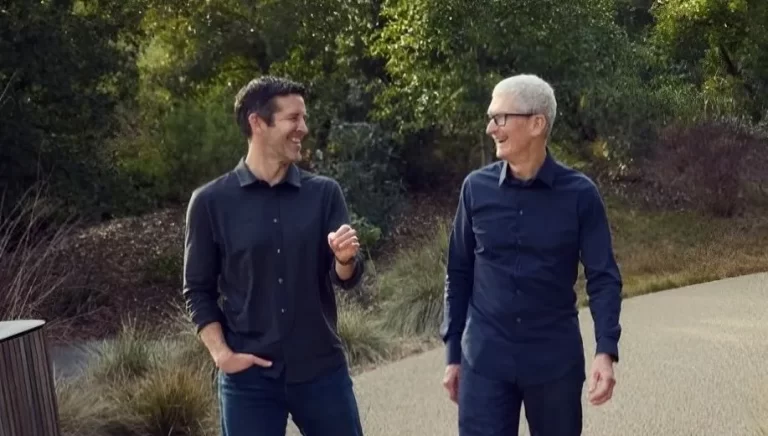 Troca de comando na Apple: veja quanto ganha o novo CEO | CNN Brasil