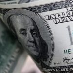 Dólar abre sessão desta terça-feira, de olho no noticiário internacional | G1