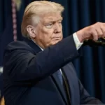 Trump tenta barrar certificação de eleição no Alasca