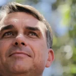 Republicanos oficializa apoio a Flávio Bolsonaro no 2º turno